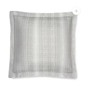 Sferra Posetti Standard Sham 21" X 26" - Picture 1 of 3