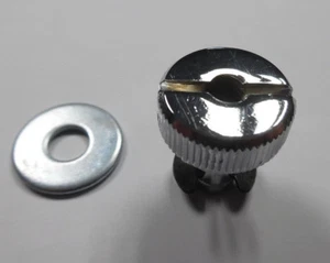 BOLT GRILL - FRONT - CHROME. COMPATIBLE WITH: MASSEY FERGUSON: 65 & 765 - Picture 1 of 3