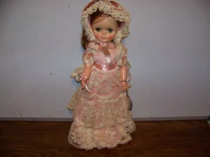 Effanbee 18 pulgadas 1965 con etiqueta Grandes damas cuatro estaciones como nuevo pelo castaño rojizo julip - Imagen 1 de 10