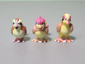 Pokemon Vintage TOMY CGTSJ Mini Figuren Pidgey, Pidgeot & Pidgeotto Lot - Bild 1 von 5