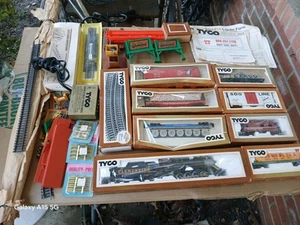 Vintage TYCO Clementine Electric Train Set HO Scale Complete New Open Box - Picture 1 of 11