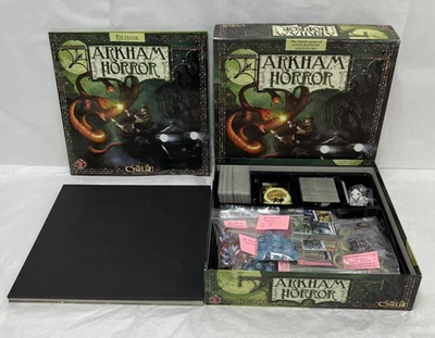 ARKHAM HORROR - A Call of CTHULHU Juego de Mesa Fantasy Flight (Faltan 2 Artículos) Foto 1 de 4