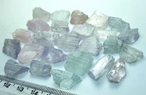 230 Carats Beautiful Colors Kunzite Crystals Type Rough Grade Fully Luster Qty - Picture 1 of 7