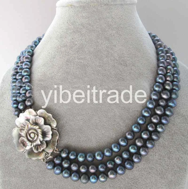 Collar de perlas redondas de agua dulce negro natural 3 filas 18-20" 8-9 mm - flor Foto 1 de 1