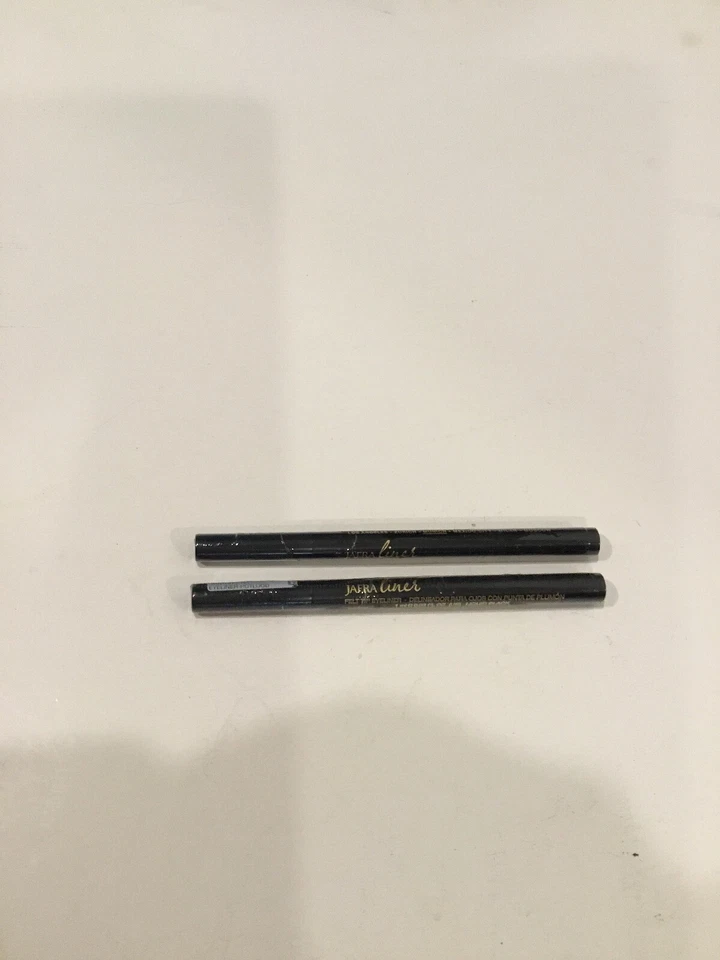 2 Jafra Delineador Punta Fieltro Delineador Líquido Negro  Foto 1 de 1