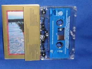 RANDY TRAVIS AN OLD TIME CHRISTMAS – CASSETTE TAPE NM - Picture 1 of 3