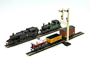 Vintage Lot of c.1990s Hornby 00 Gauge Trains 1445 & 6134 Locomotives (AP129T)