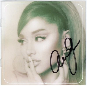 SELTENES VOLLAUTO! Ariana Grande signed handsigniert POSITIONS Photo Booklet PSA COA - Bild 1 von 2