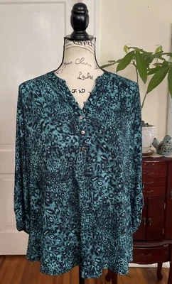 Blusa para mujer Coral Bay verde leopardo elástica manga 3/4 3 botones delanteros talla L Foto 1 de 4