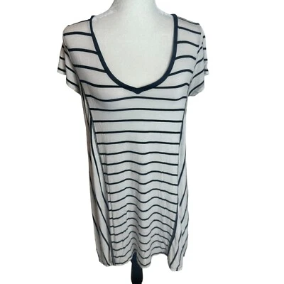 Jessica Simpson Maternity Top Size Small Black and White Stripes Short-Sleeve - Image 1 of 3
