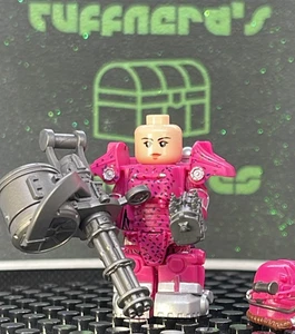 NUOVO! MiniFig LEGO FALLOUT T-45 POWER ARMOR personalizzato stampato PAD (Slocum Joe Pink) - Foto 1 di 20