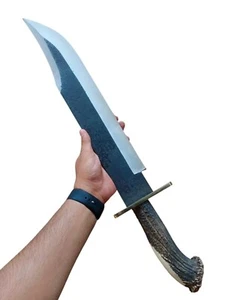 Handgefertigt D2 Survival Bowie Knife Crocodile Jagd Campingmesser Hirschgeweih - Picture 1 of 7