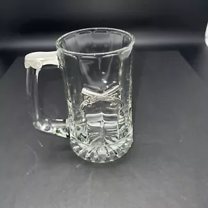 Anchor Hocking 16 oz. Beer Mug w/Metal Handle Top and Two Pistols - Picture 1 of 8