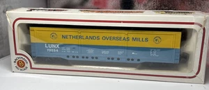 Bachman NETHERLAND OVERSEAS MILLS 56' all door box car HO scale - Bild 1 von 7