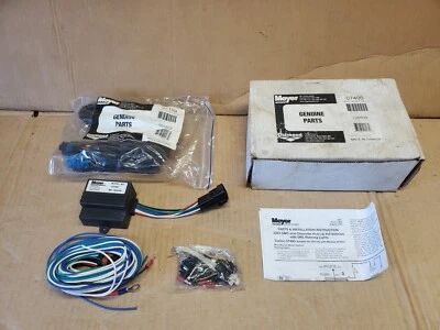 Kit de módulo adaptador de faros Meyer Night Saber DRL II Nite 07400 03-06 Chevy/GMC Foto 1 de 4