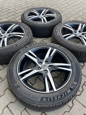 ORIGINAL VOLVO XC40 V90 II Cross Country 31423931 Winterreifen 235/50 R19 Satz - Bild 1 von 4