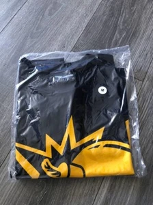 The Hundreds Smiling Adam Wen Zusammenarbeit - Medium  - Bild 1 von 3