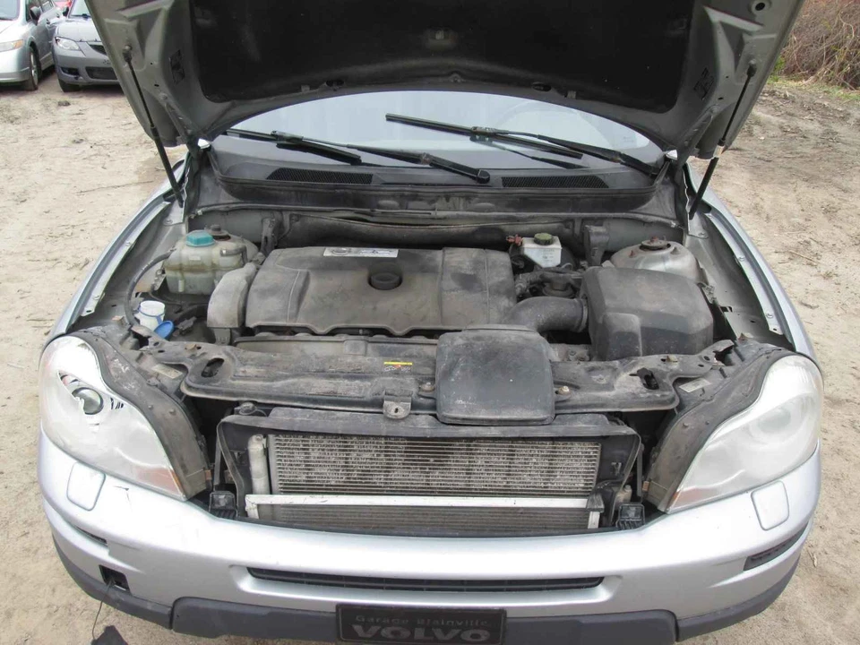 Used ABS Pump and Motor Assembly fits: 2010 Volvo XC90 Actuator and Pump Assembl - Imagem 1 de 4