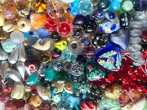 Mixed Artisan Glass, Lampwork & Czech glass stunning beads - Picture 1 of 12