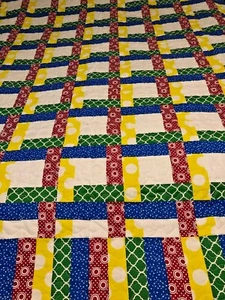 Queen Ribboned Rail 100% Baumwolle 92" x 76" - Bild 1 von 3