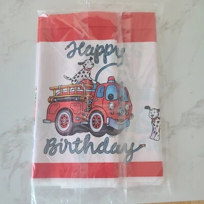Designware塑料桌布消防车和达尔马提亚人54x96生日派对 — 第 1/2 张图片