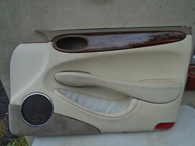 1998-03 Jaguar XJ8 XJ6XJR Vanden Plas Interior Door Panel Passenger Right Front - Image 1 of 4