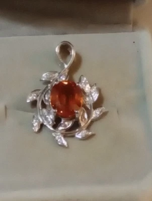 NATURAL HEATED YELLOW SAPPHIRE 3.95 CT WHITE SAPP. ACC 925 S. WHITE GOLD PENDANT - Image 1 of 4