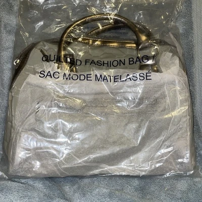 Avon Bolso Moda Acolchado 2011 Foto 1 de 3