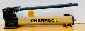 Enerpac P392 Two-Speed Hydraulic Hand Pump 700 Bar/10,000 PSI #11 - Picture 1 of 8