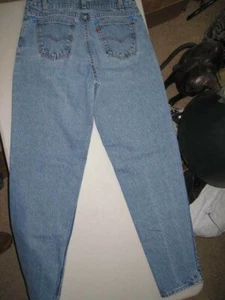 Levis 550 - Relaxed Fit - Tapered Leg - 100%Cotton - Red Tab - 34x34 Distressed - Picture 1 of 9