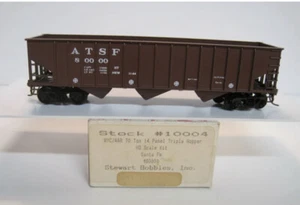 Stewart HO Scale AT&SF 70 Ton 14 Panel Triple Hopper Rd.# 80000 RTR - Picture 1 of 2