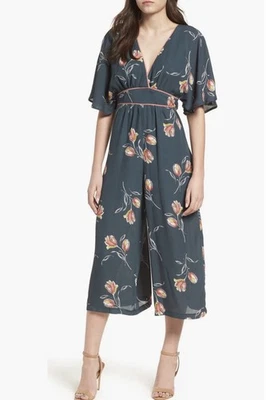 Macacão Nordstrom June & Hudson Culotte verde floral costas abertas tamanho M - Imagem 1 de 4