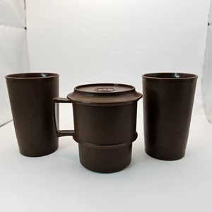 Vintage Tupperware Brown Assorted Cups Set of 3 and 1 Lid - Picture 1 of 10