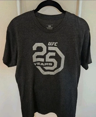 Camiseta UFC Licencia Oficial 25 Años Aniversario Talla Mediana Foto 1 de 3