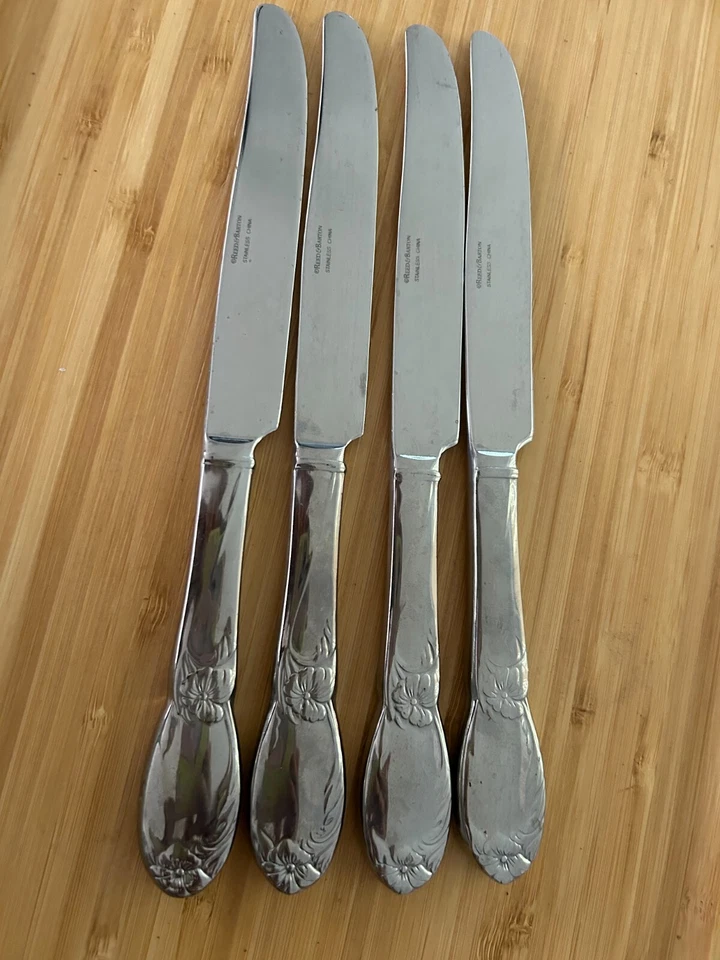 Reed & Barton Stainless Silverware Dinner Knives (Set 4) - Изображение 1 из 3