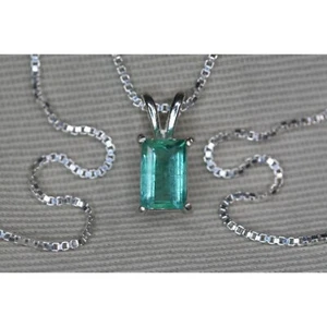 Colombian Emerald Jewelry 1.03ct Necklace Green May Birthstone Pendant EP253 - Picture 1 of 5