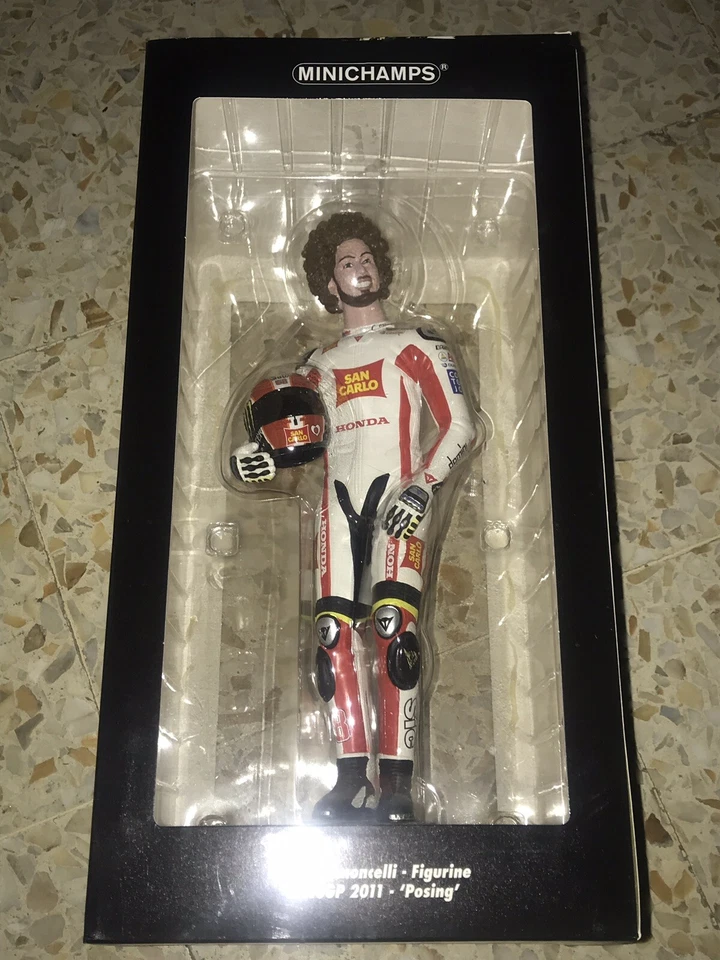 MINICHAMPS MARCO SIMONCELLI 1/6 MODELLINO FIGURA MOTOGP 2011 POSING 999 PCS NEW - Immagine 1 di 1
