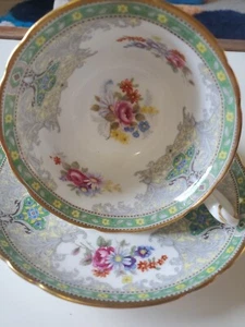 Taza de té y platillo vintage Shelley verde patrón georgiano Inglaterra floral  - Imagen 1 de 4