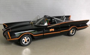 Batmobile • 1966 Classic TV Series • Jada Toys • Die-Cast Metal • DC Comics - Picture 1 of 8