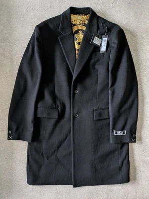 Versace 100% Virgin Wool Single Breasted Black Coat - Size Medium - RRP £2,306 - Image 1 of 4