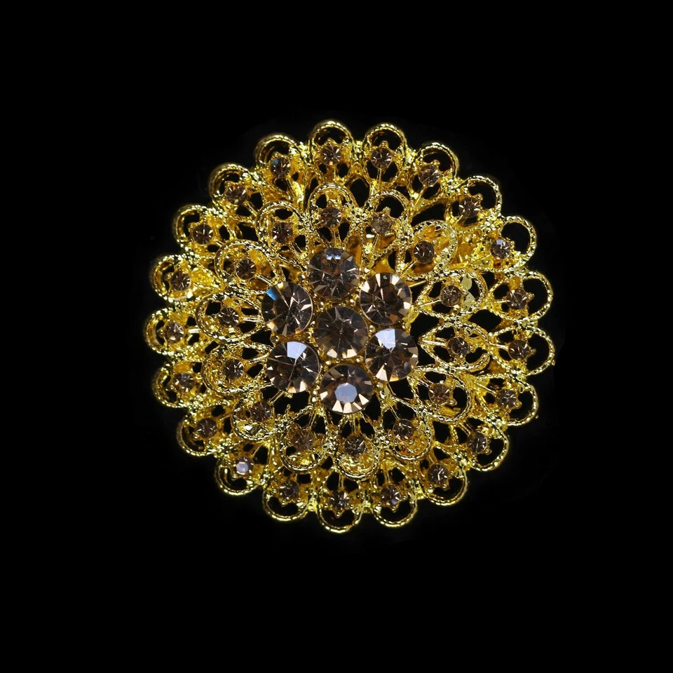 Period Costume - Jewelled Broach (style 9)  - Image 1 of 1