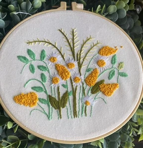 Sticknadelarbeit Wandbild - Blumen - Bild 1 von 4