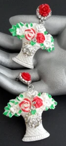 Rote Rose Bouquet Ohrringe handbemalt Harz Blumengesteck Floral Statement - Bild 1 von 5