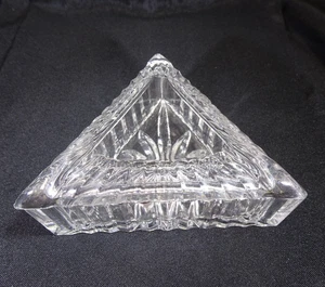 Vintage Triangular Shape Crystal Trinket Box - Picture 1 of 23