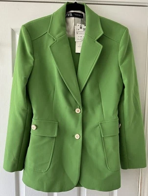 Traje verde Zara talla mediana nuevo con etiquetas Foto 1 de 4
