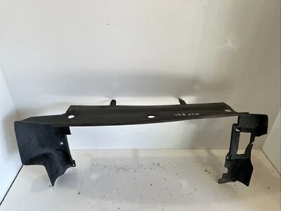 Alfa Romeo 159 Radiator Trim Molding 60685279 Sport Wagon 2.0 M Jet 2009 - Imagen 1 de 4