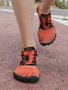 Zapatillas para correr y nadar de segunda mano por 114 EUR en Sevilla en  WALLAPOP