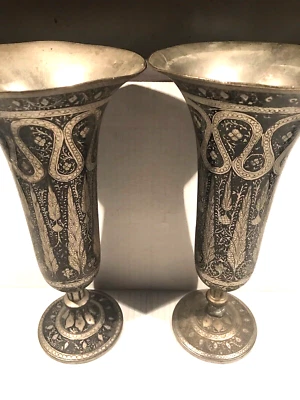 高脚杯花瓶蛇形花卉设计黄铜金属复古哥特式重型约 10.5 英寸高 — 第 1/4 张图片