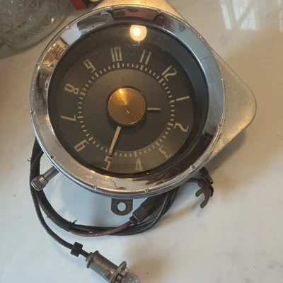 1947 1948 1949 Studebaker Commander Borg Accessory Clock 1949 - Image 1 of 4