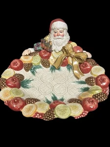 De colección Fitz & Floyd Winter Spice 3D Santa Plato Servidor Conos de Pino Tren Arco - Imagen 1 de 7